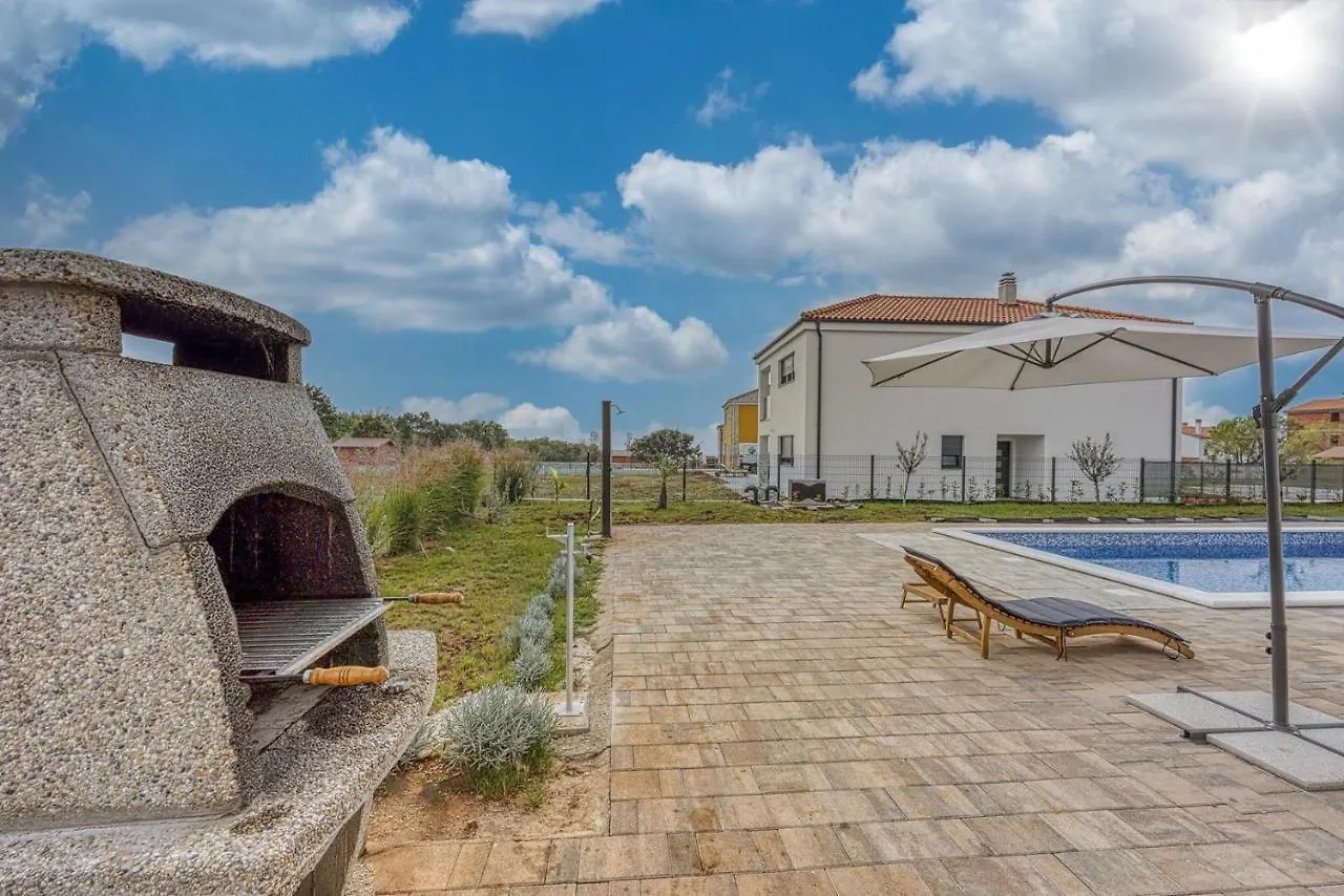 Villa Klementina With Pool And Whirlpool Krnica Croatia